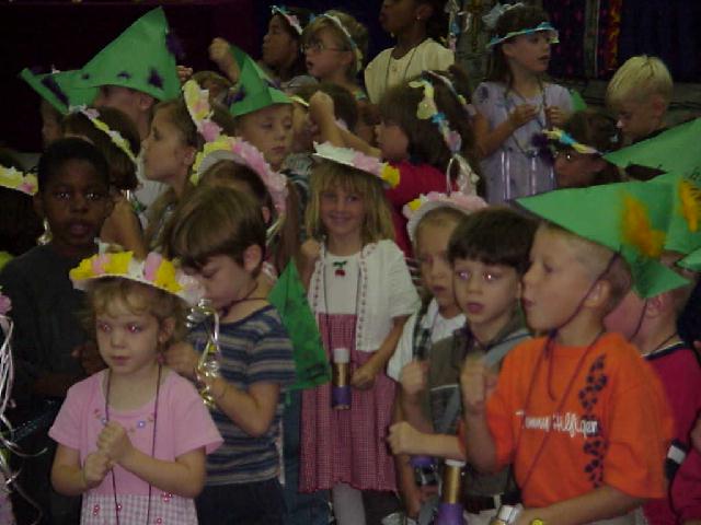 vbs2.jpg (53046 bytes)
